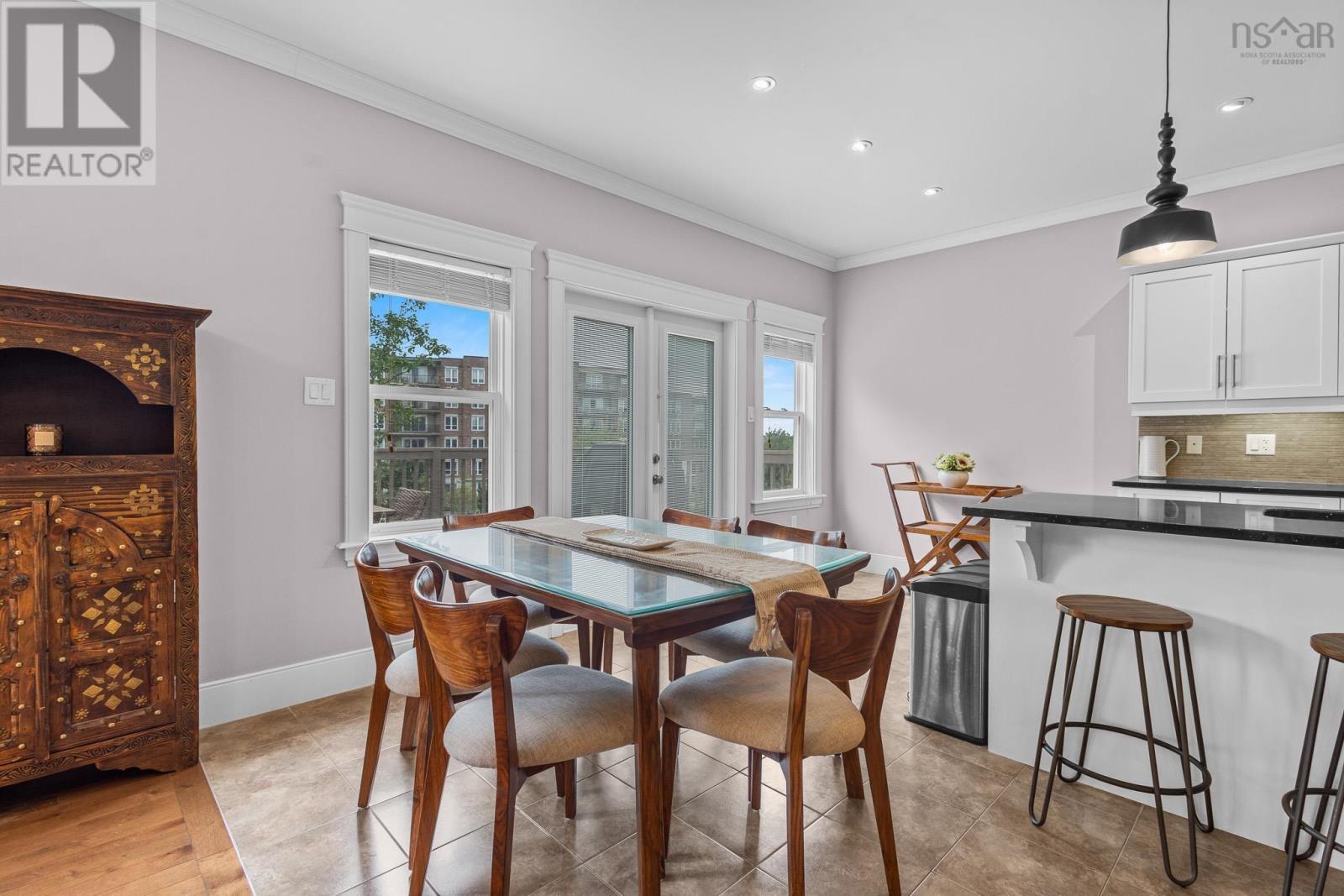 85 William Borrett Terrace Property Photo 11