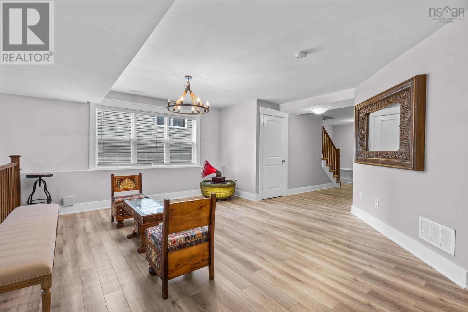 85 William Borrett Terrace Property Photo 28