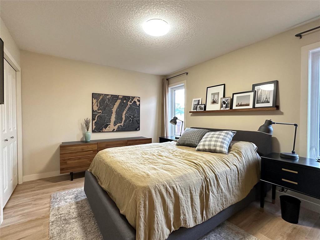 2535 Rosser Avenue Property Photo 11