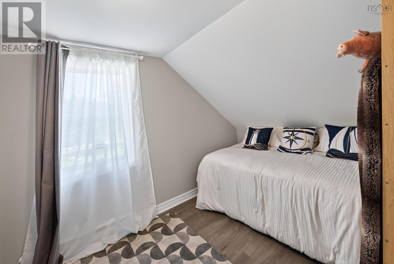 17 Behie Road E Property Photo 32