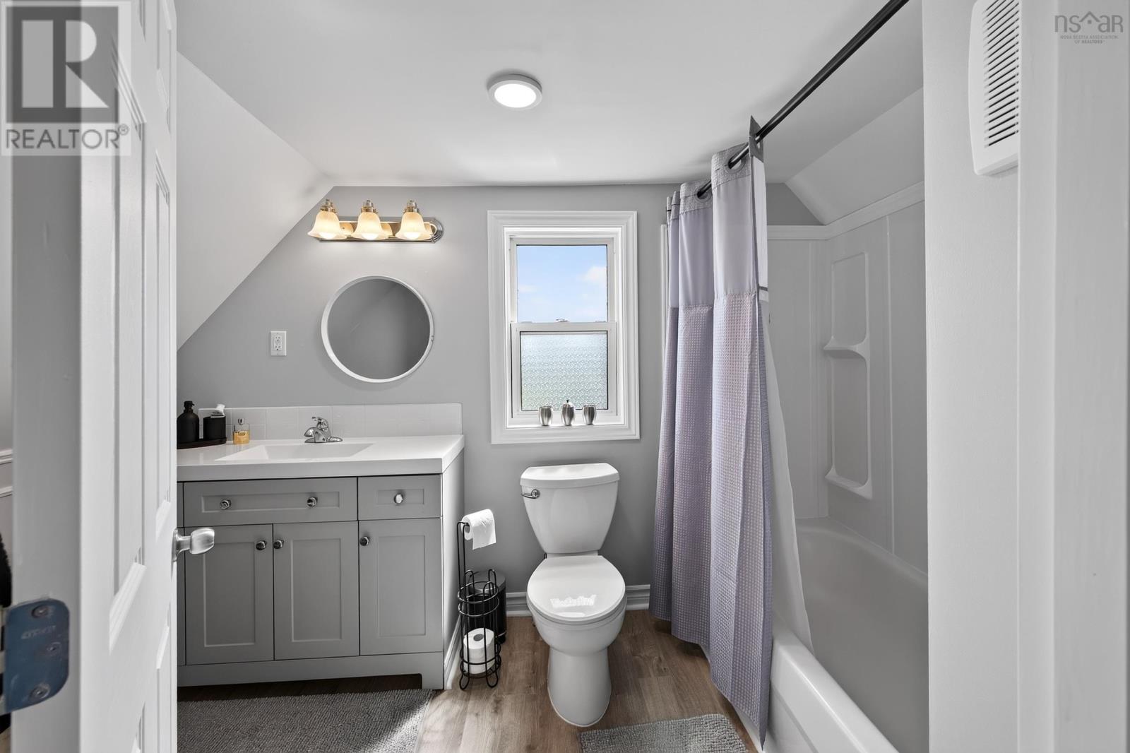 17 Behie Road E Property Photo 36
