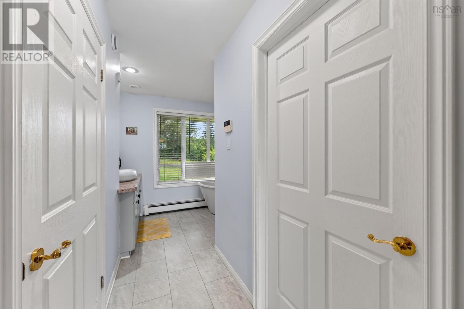 2489 Coxheath Road Property Photo 32