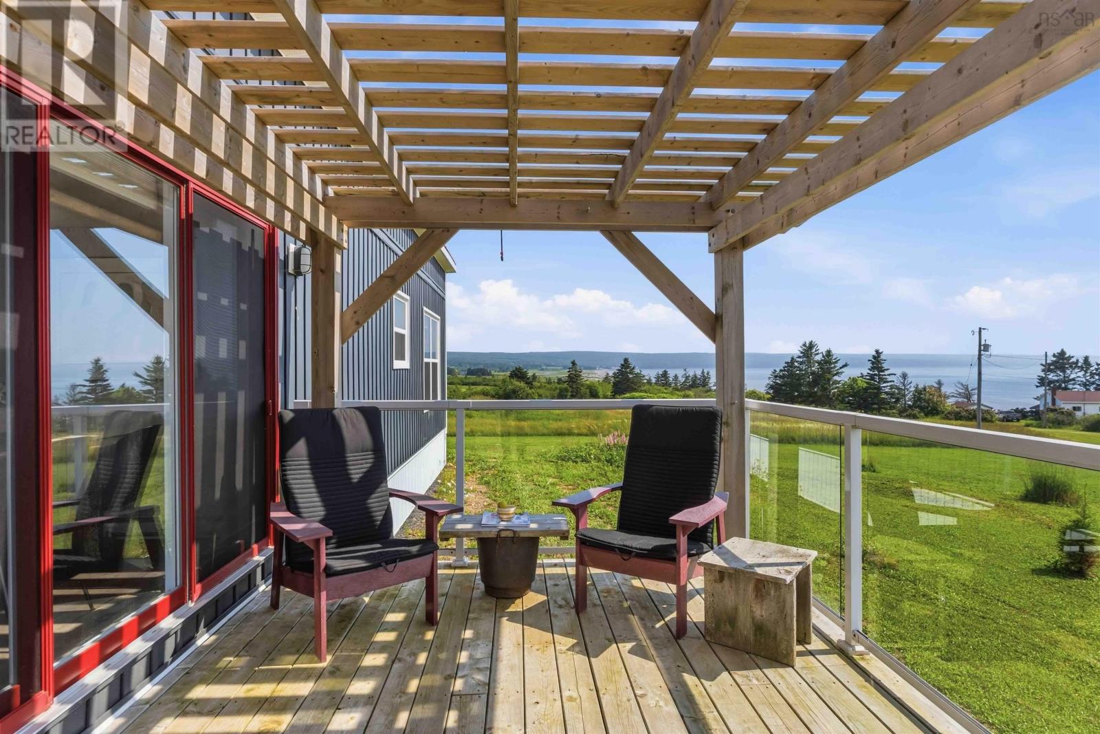 1474 Cape Split Road Property Photo 2