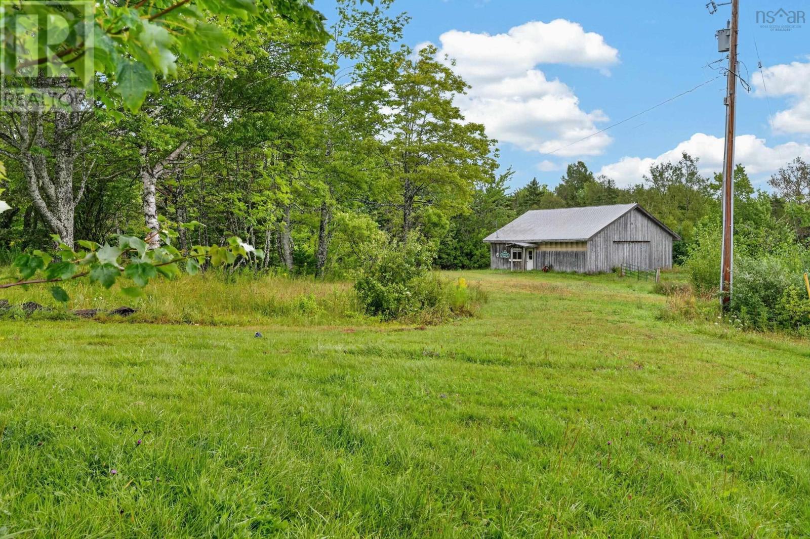 2489 Coxheath Road Property Photo 11