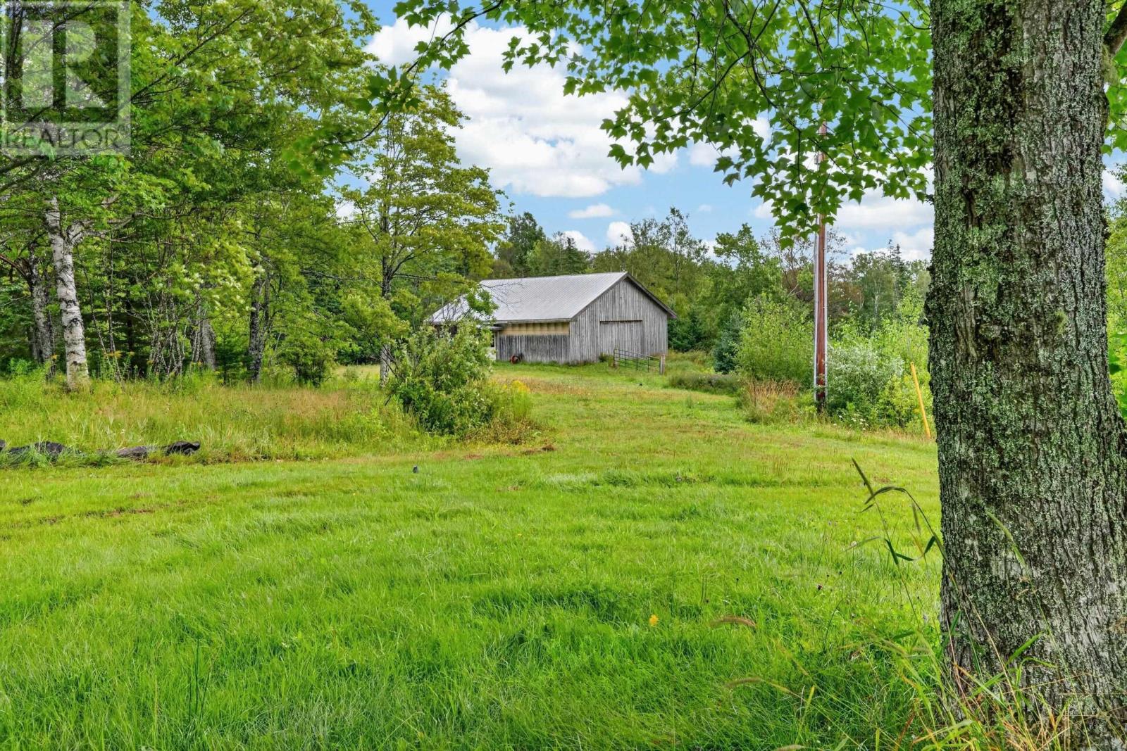 2489 Coxheath Road Property Photo 15