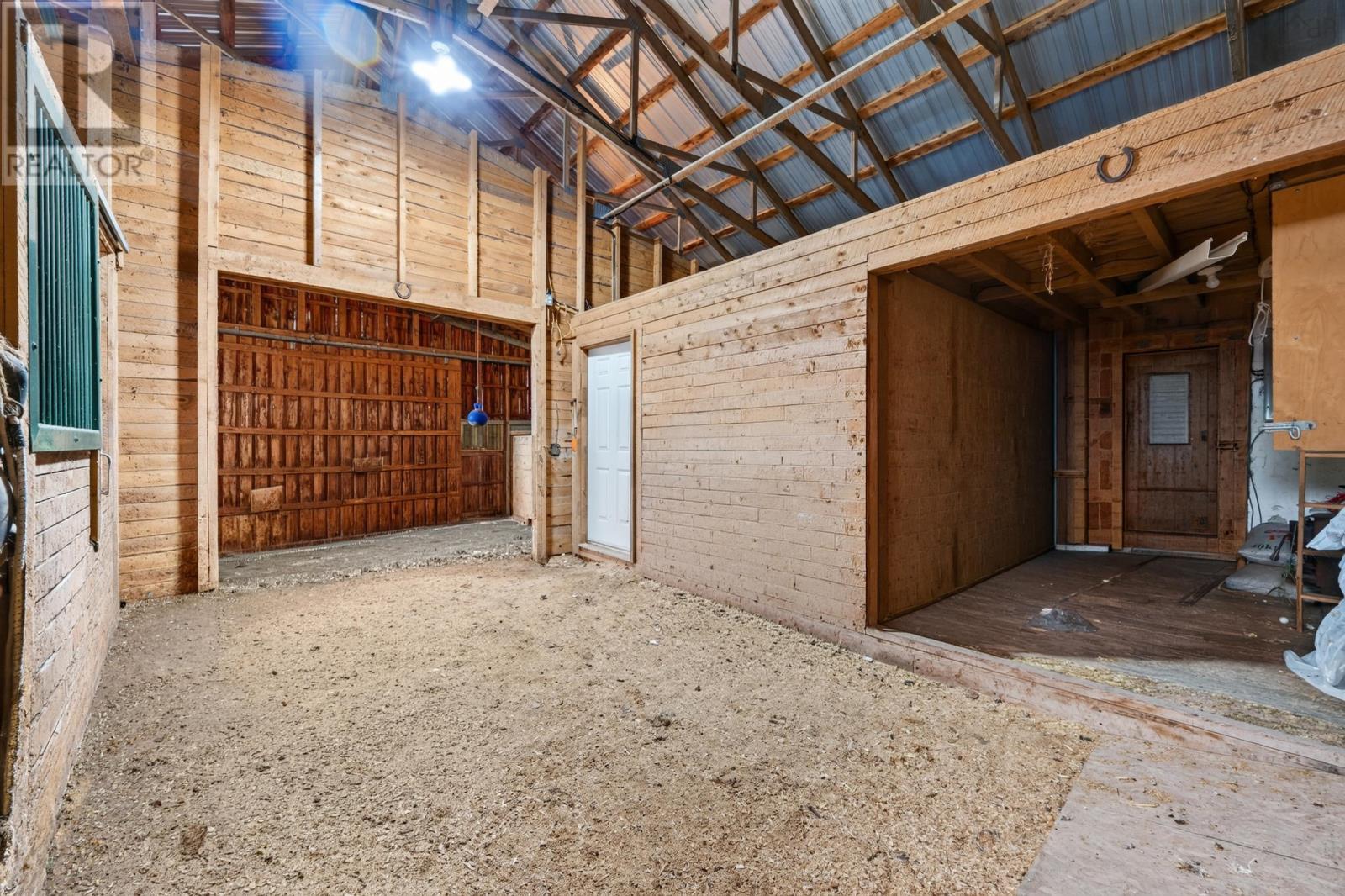 2489 Coxheath Road Property Photo 17