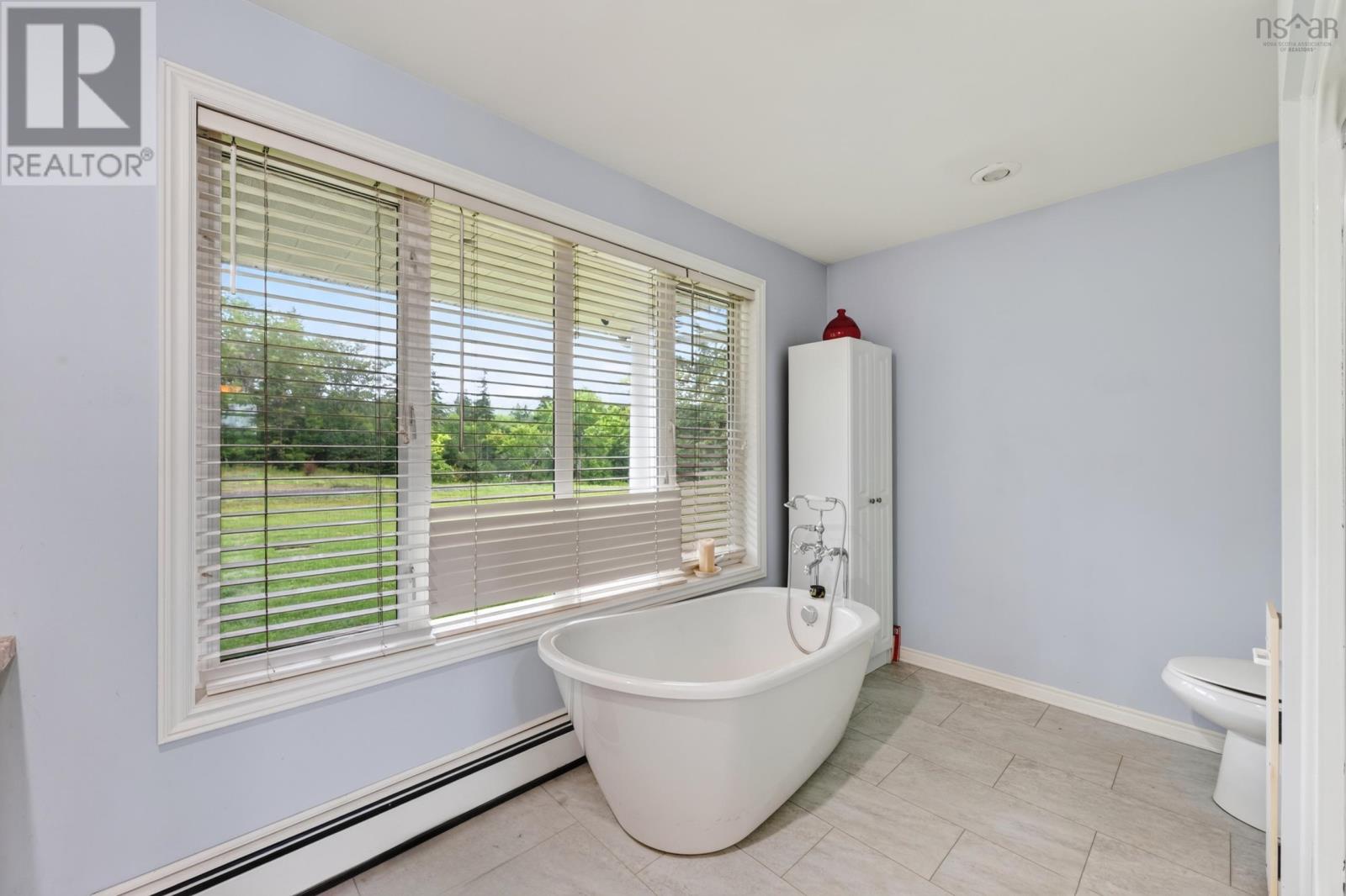 2489 Coxheath Road Property Photo 34
