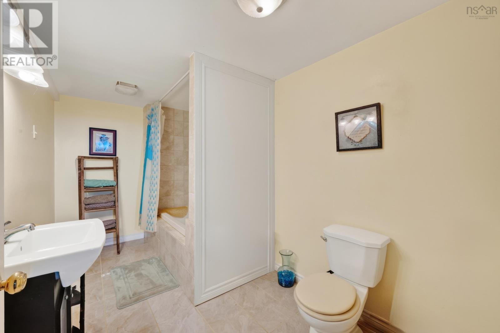 2489 Coxheath Road Property Photo 47