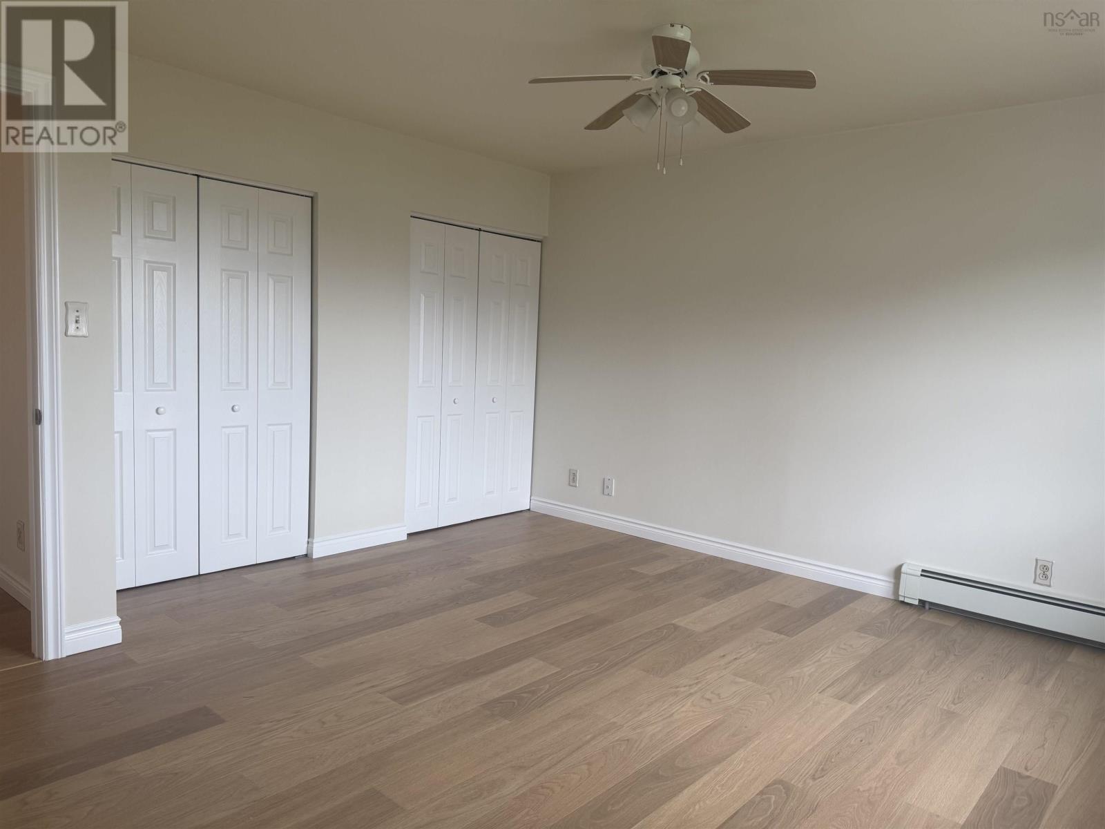 78 Currie St Street Property Photo 6