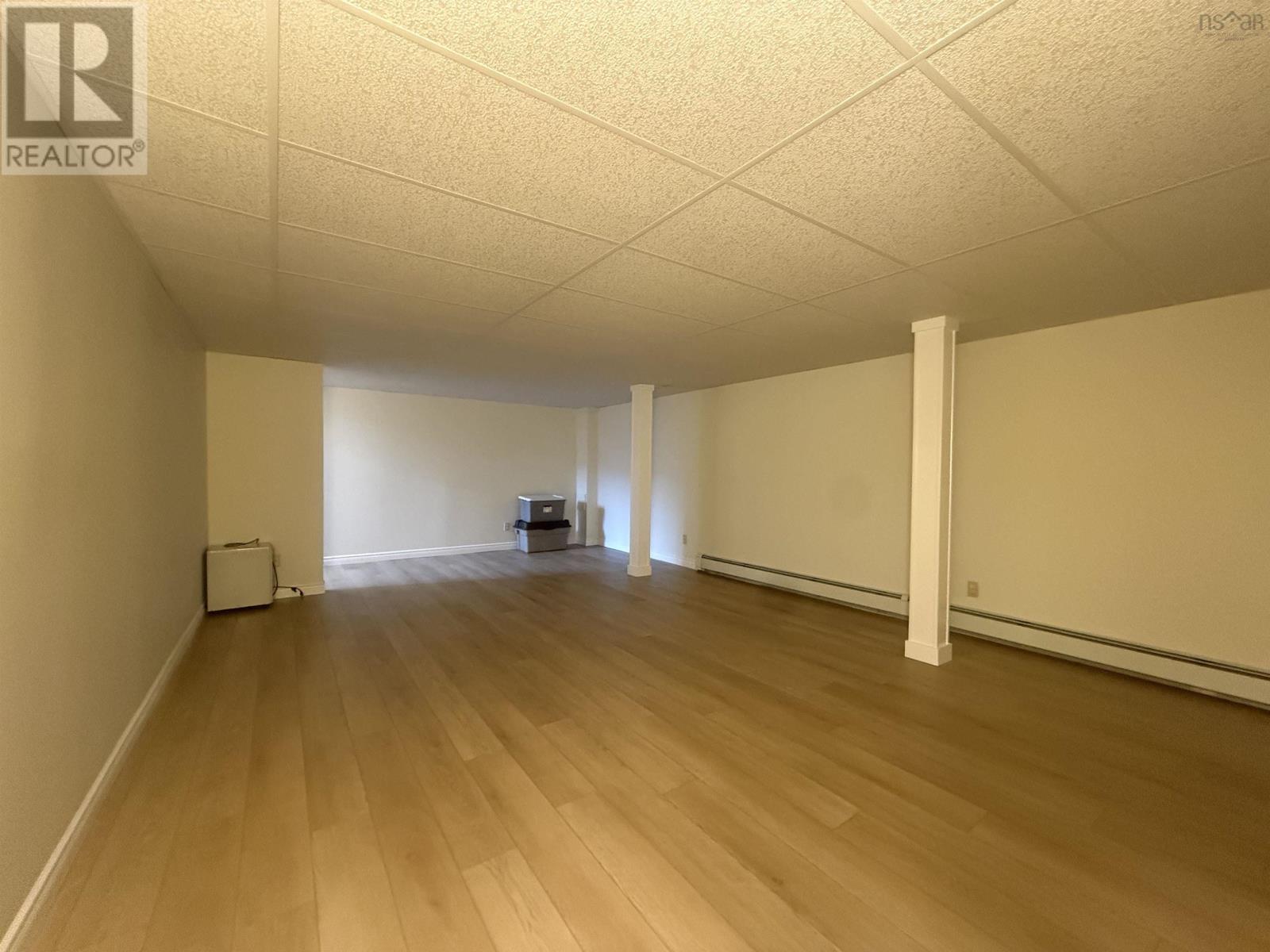 78 Currie St Street Property Photo 12