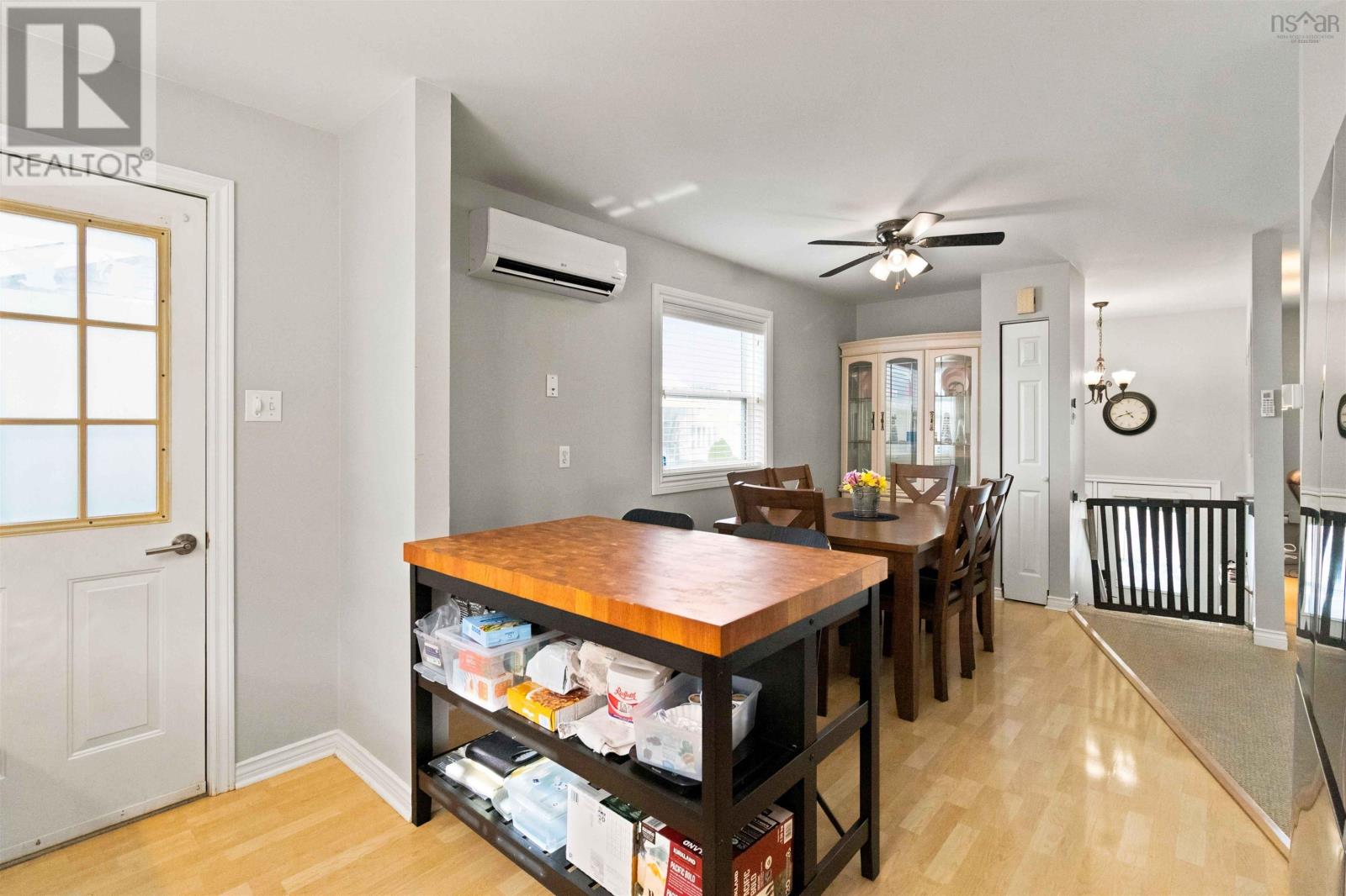 7 Continental Lane Property Photo 15