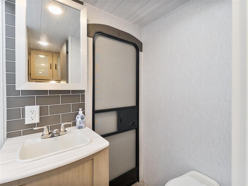 307 Willis Drive Property Photo 29