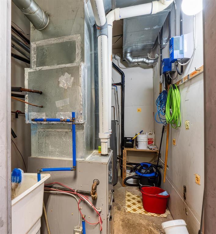 67 Hampton Street E Property Photo 18