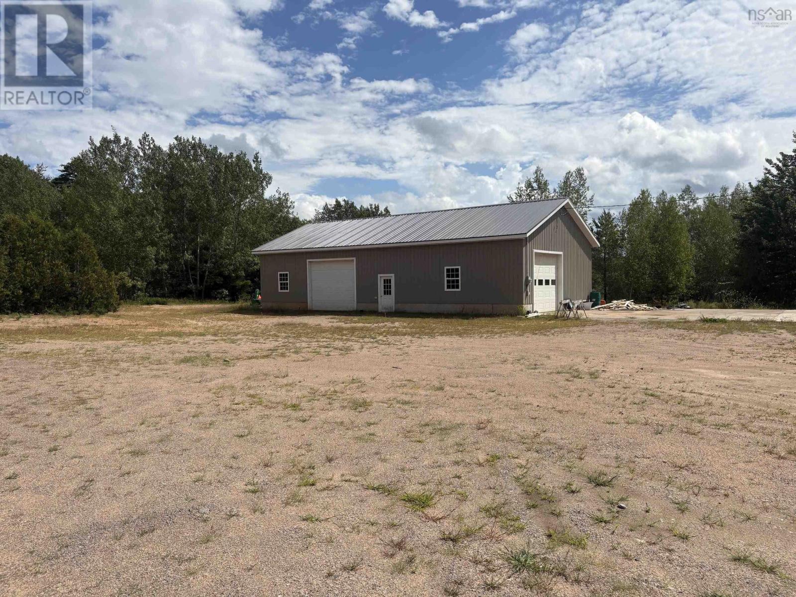 14536 Highway 1 Property Photo 6