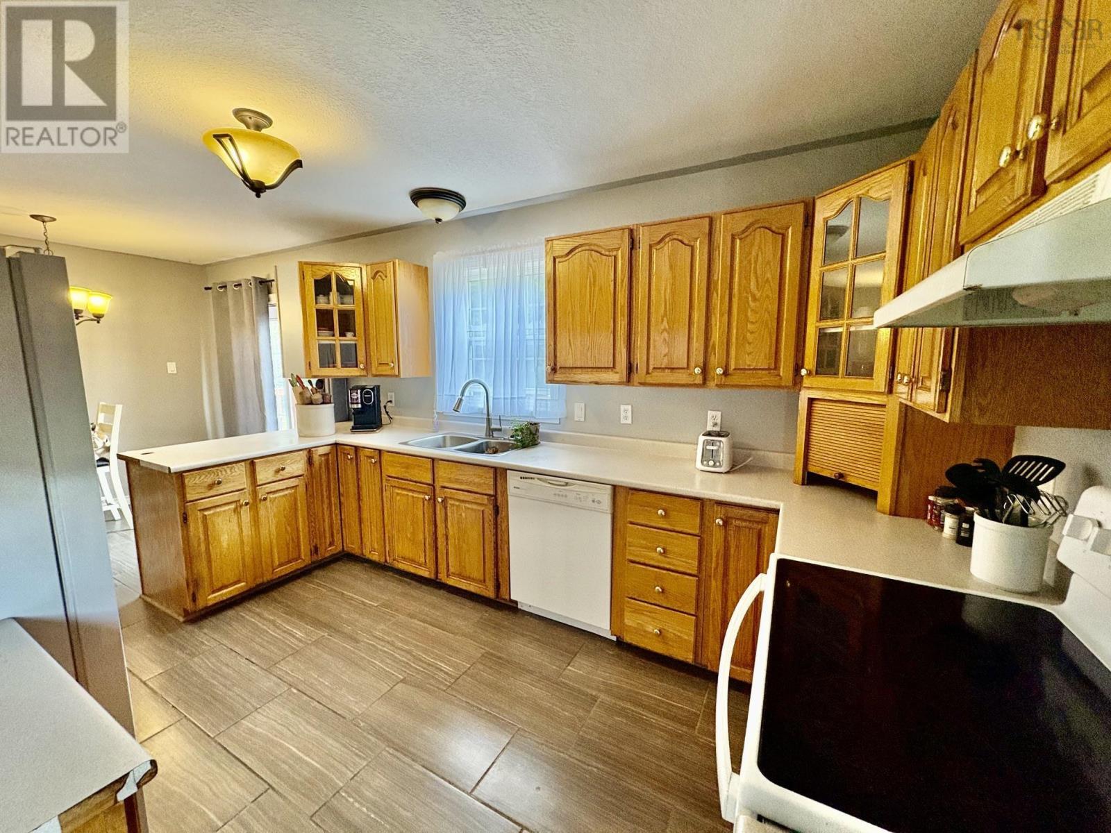 14536 Highway 1 Property Photo 9