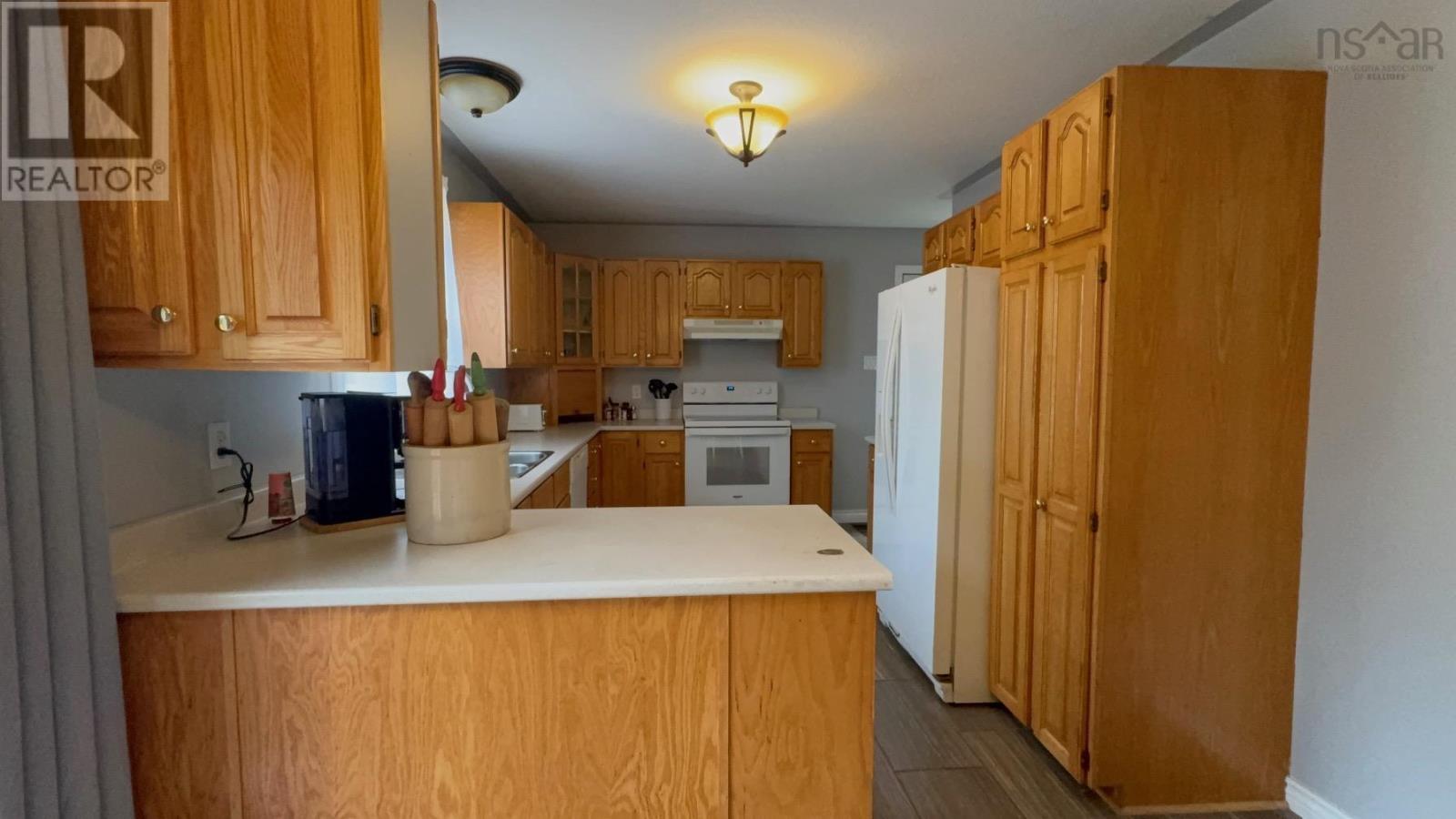 14536 Highway 1 Property Photo 10