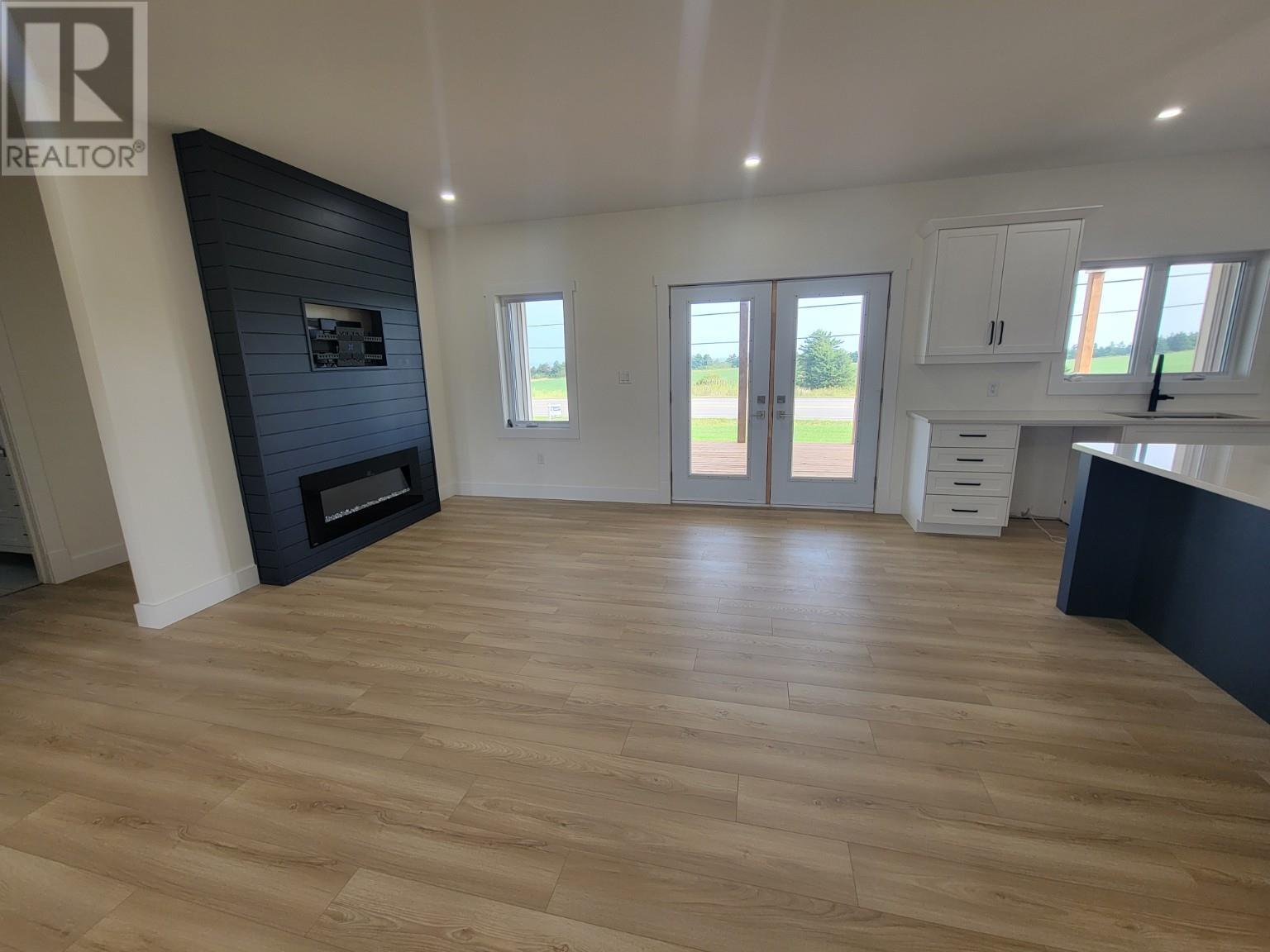 50 Jaynes Way Property Photo 4