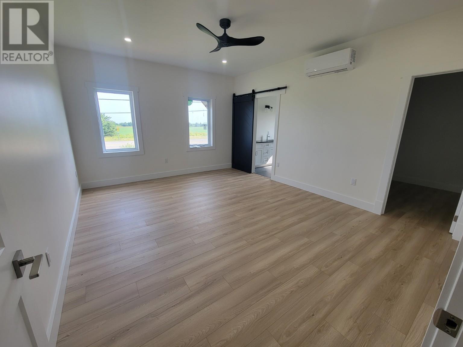 50 Jaynes Way Property Photo 8
