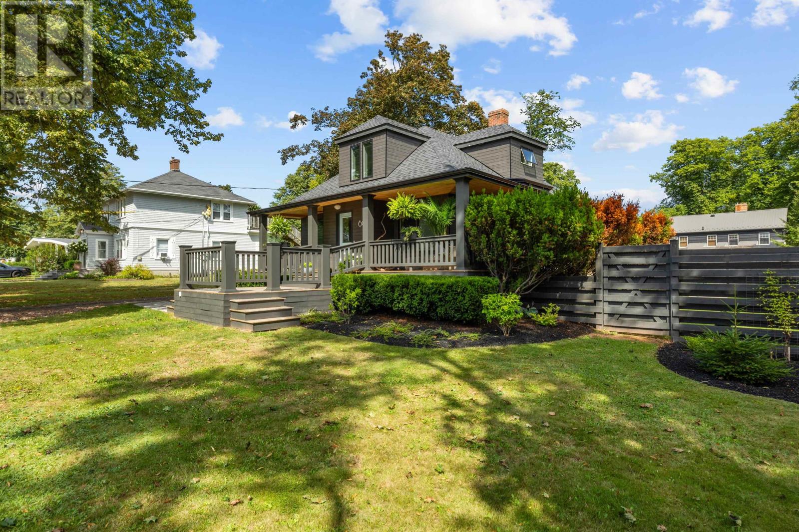 60 North River Road Property Photo 2