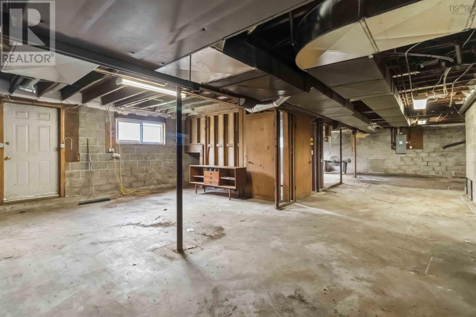 9490 Highway 8 Property Photo 15