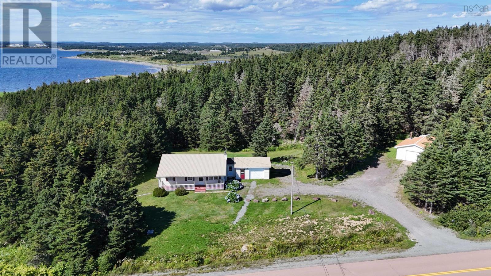70 Little Harbour Road Property Photo 2