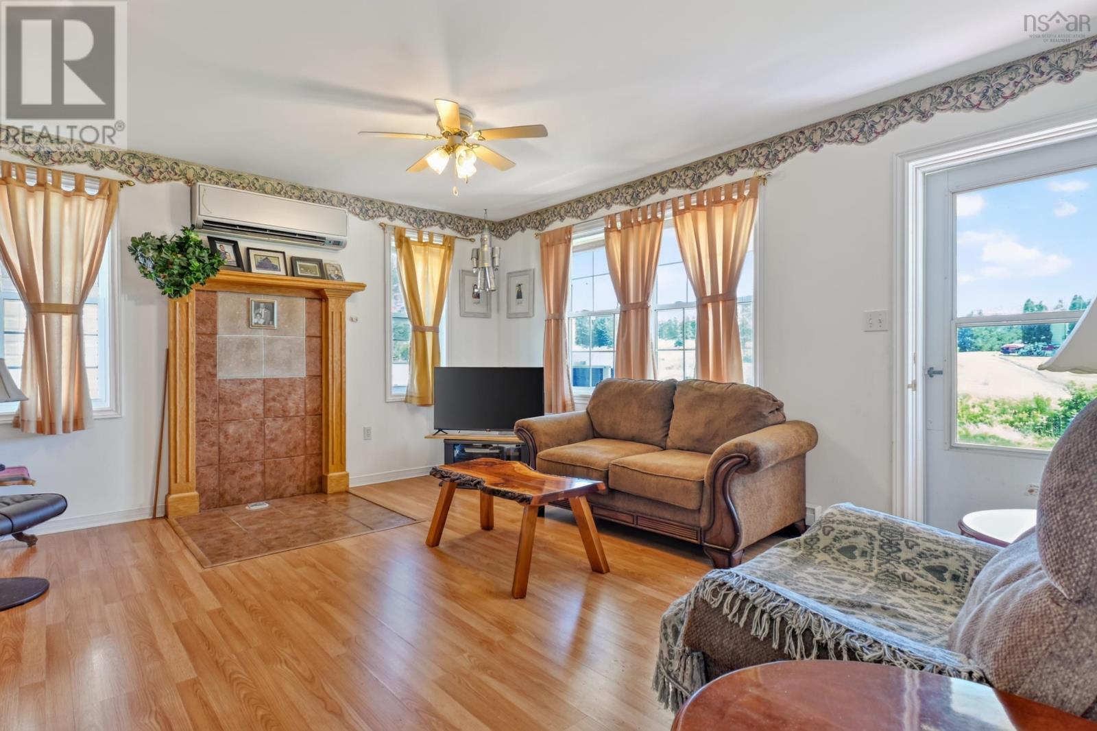 70 Little Harbour Road Property Photo 14