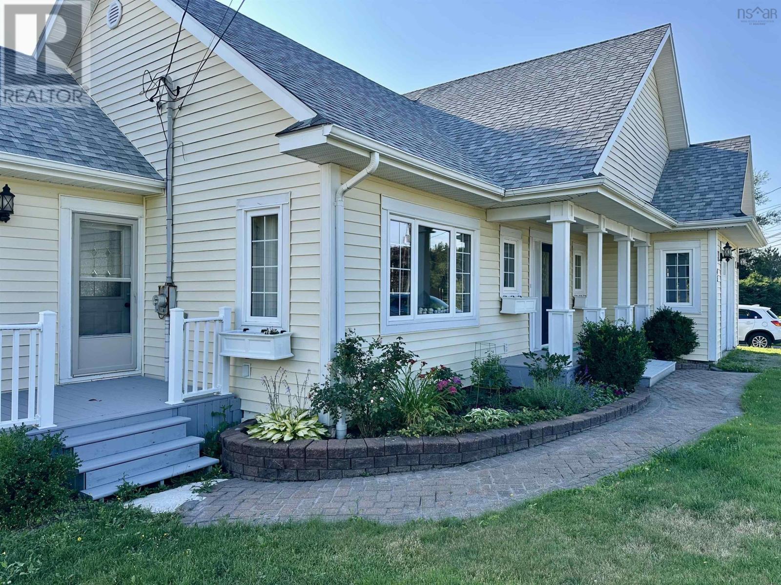 45 Embree Island Road