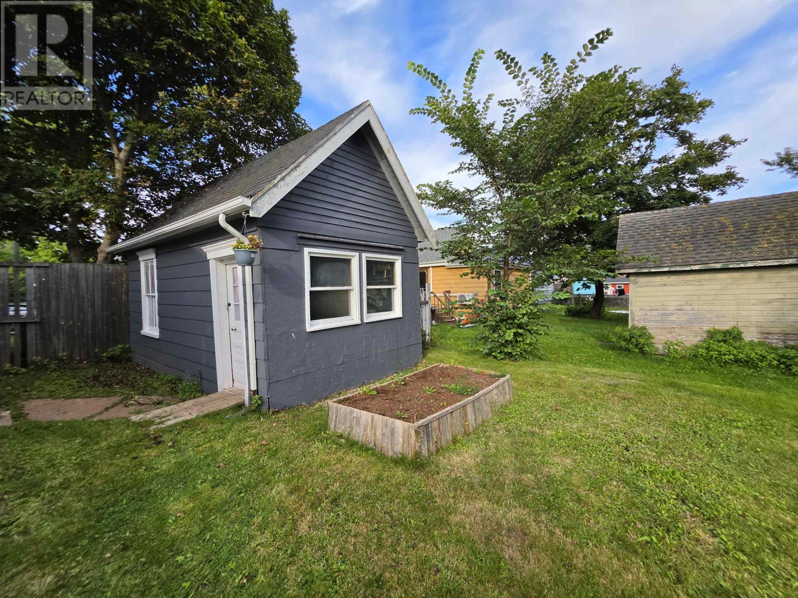 131 Spring Street Property Photo 8