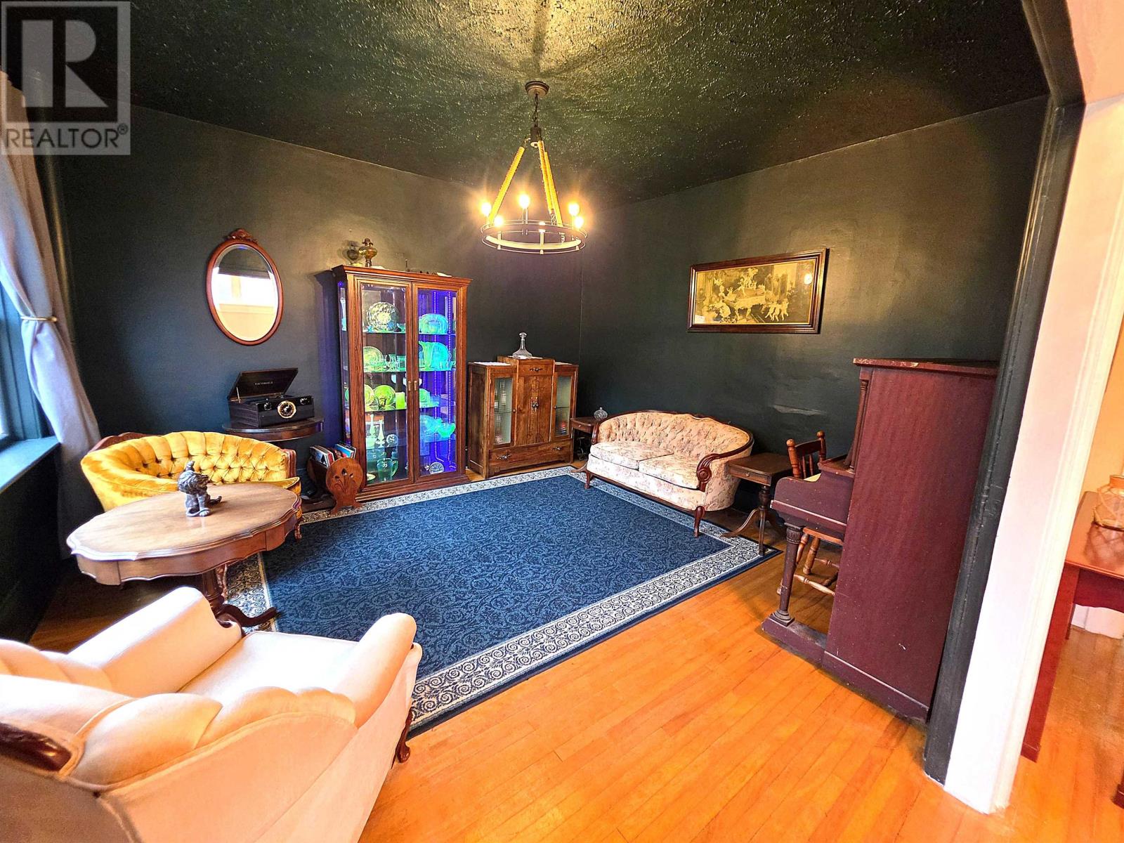 131 Spring Street Property Photo 13