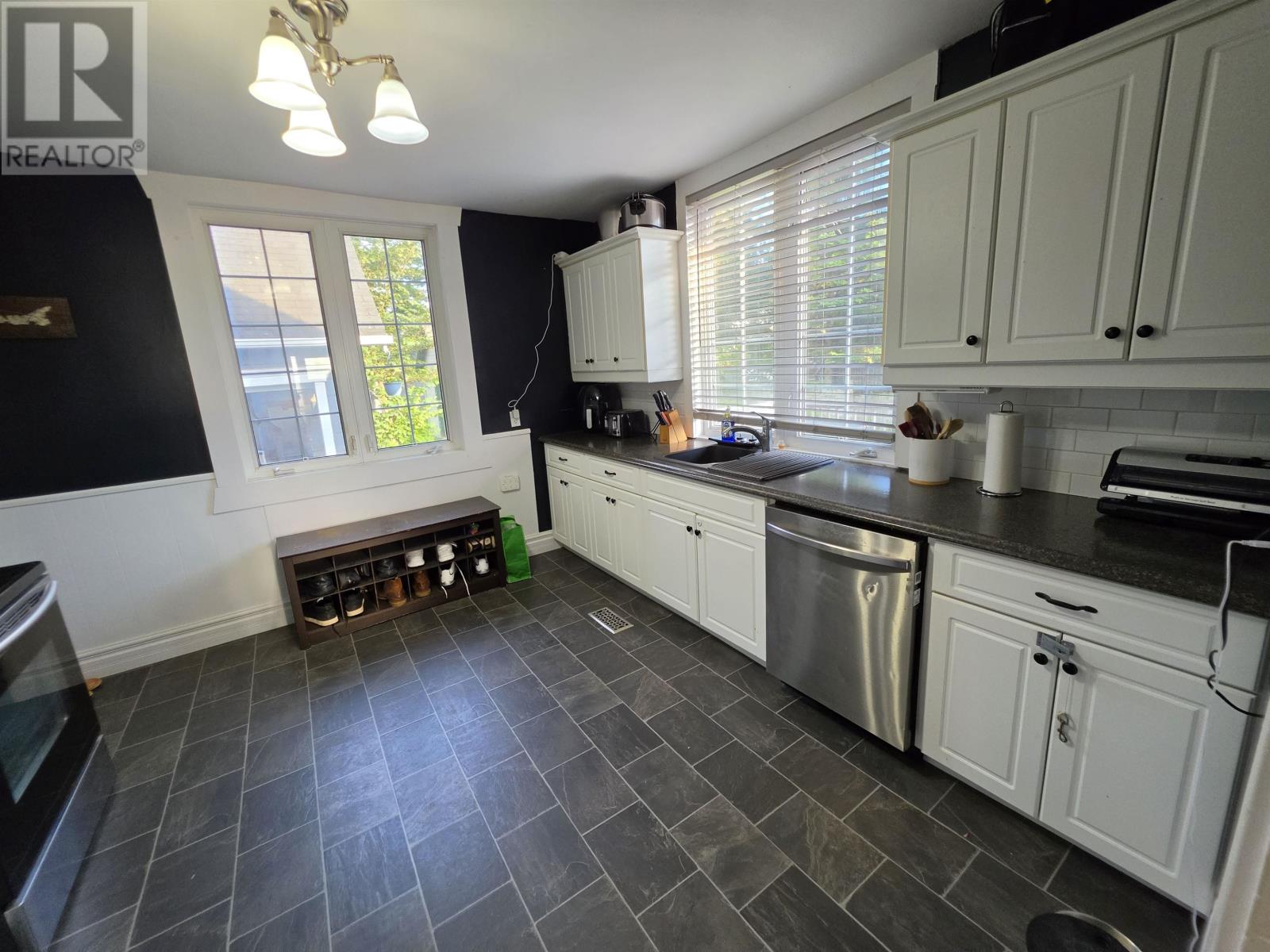 131 Spring Street Property Photo 24