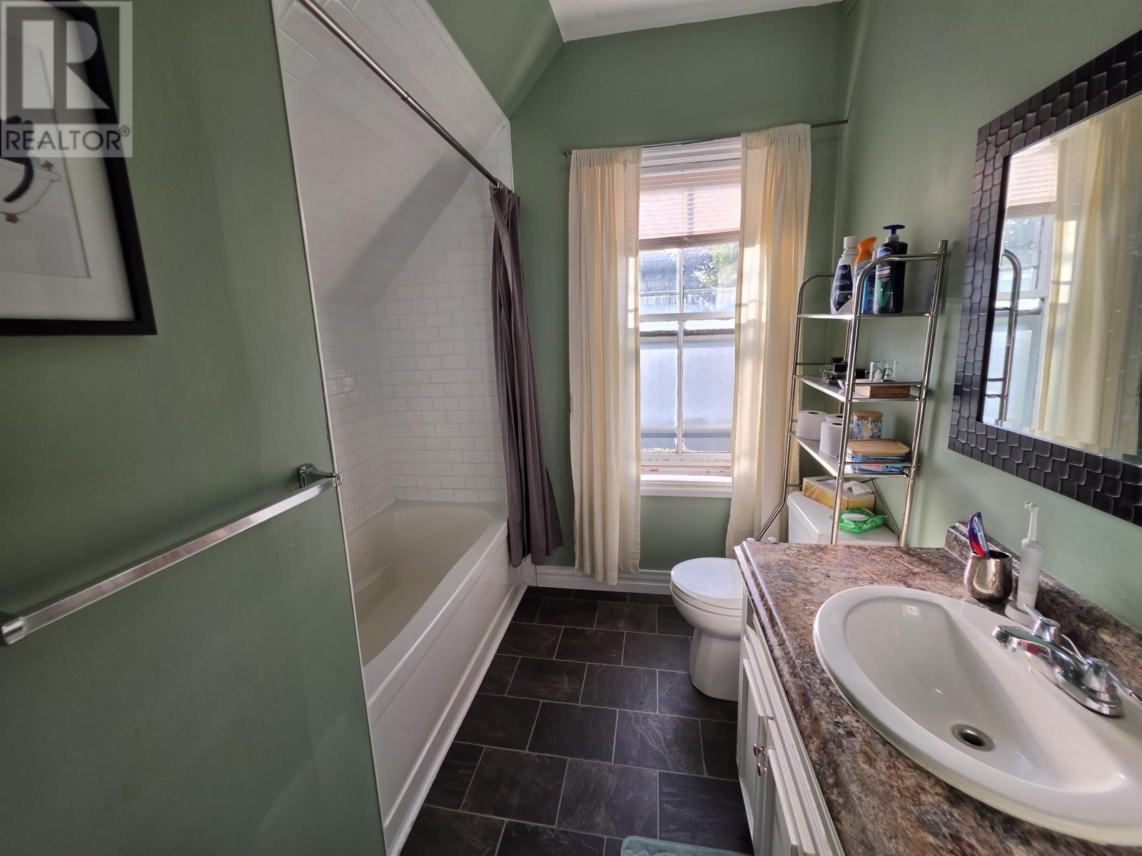 131 Spring Street Property Photo 35