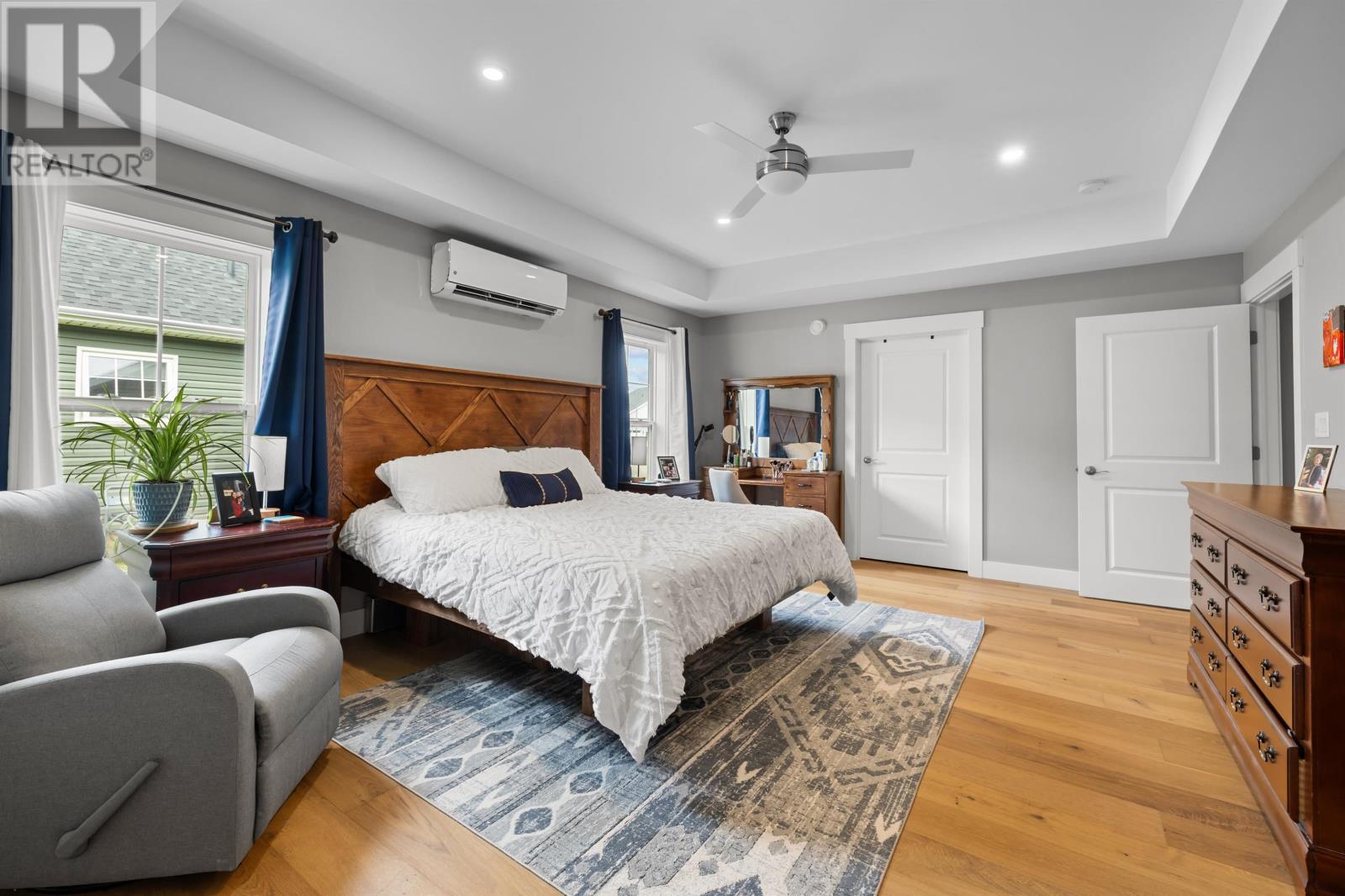 31 Lantern Crescent Property Photo 25