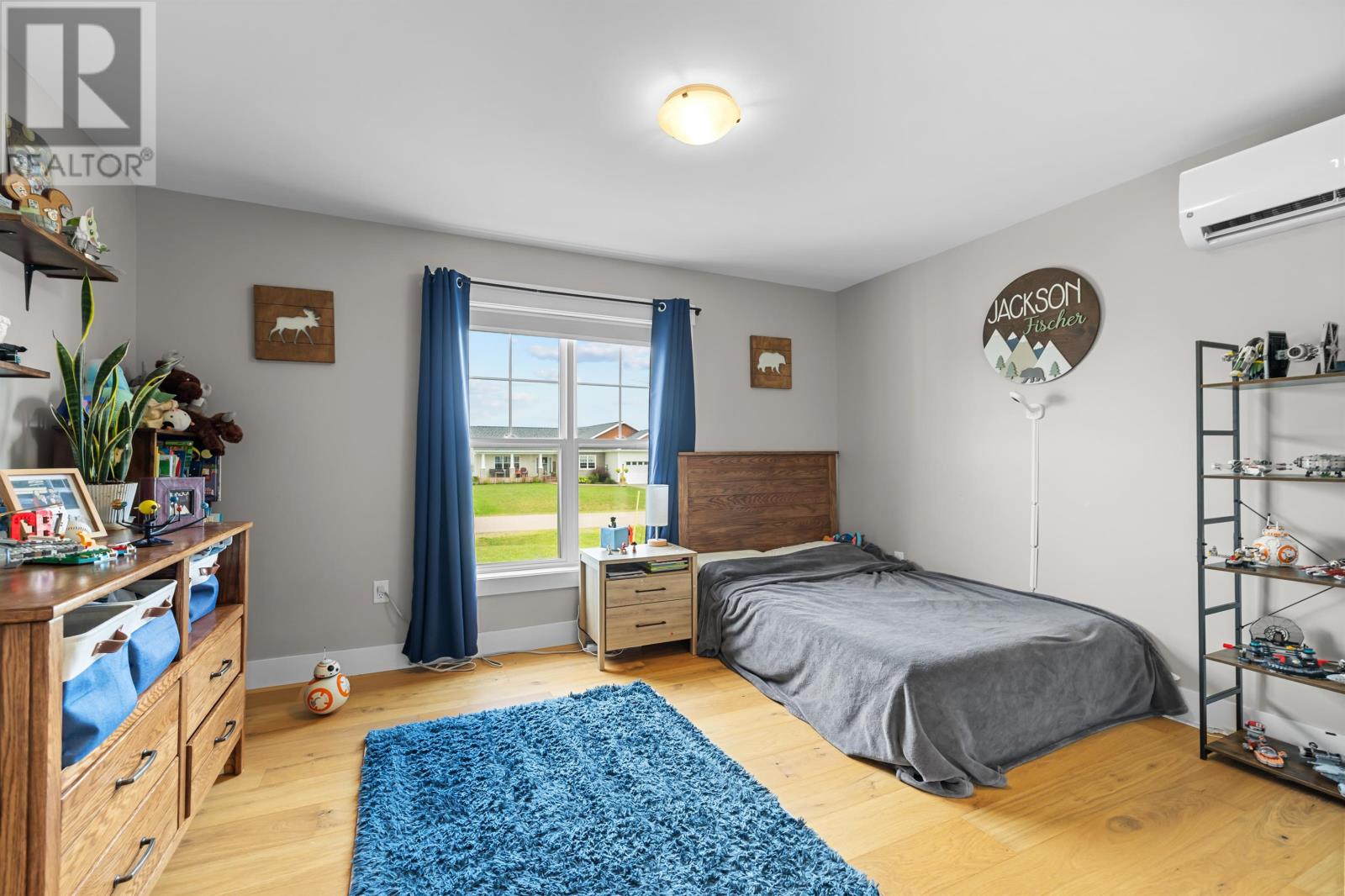 31 Lantern Crescent Property Photo 29