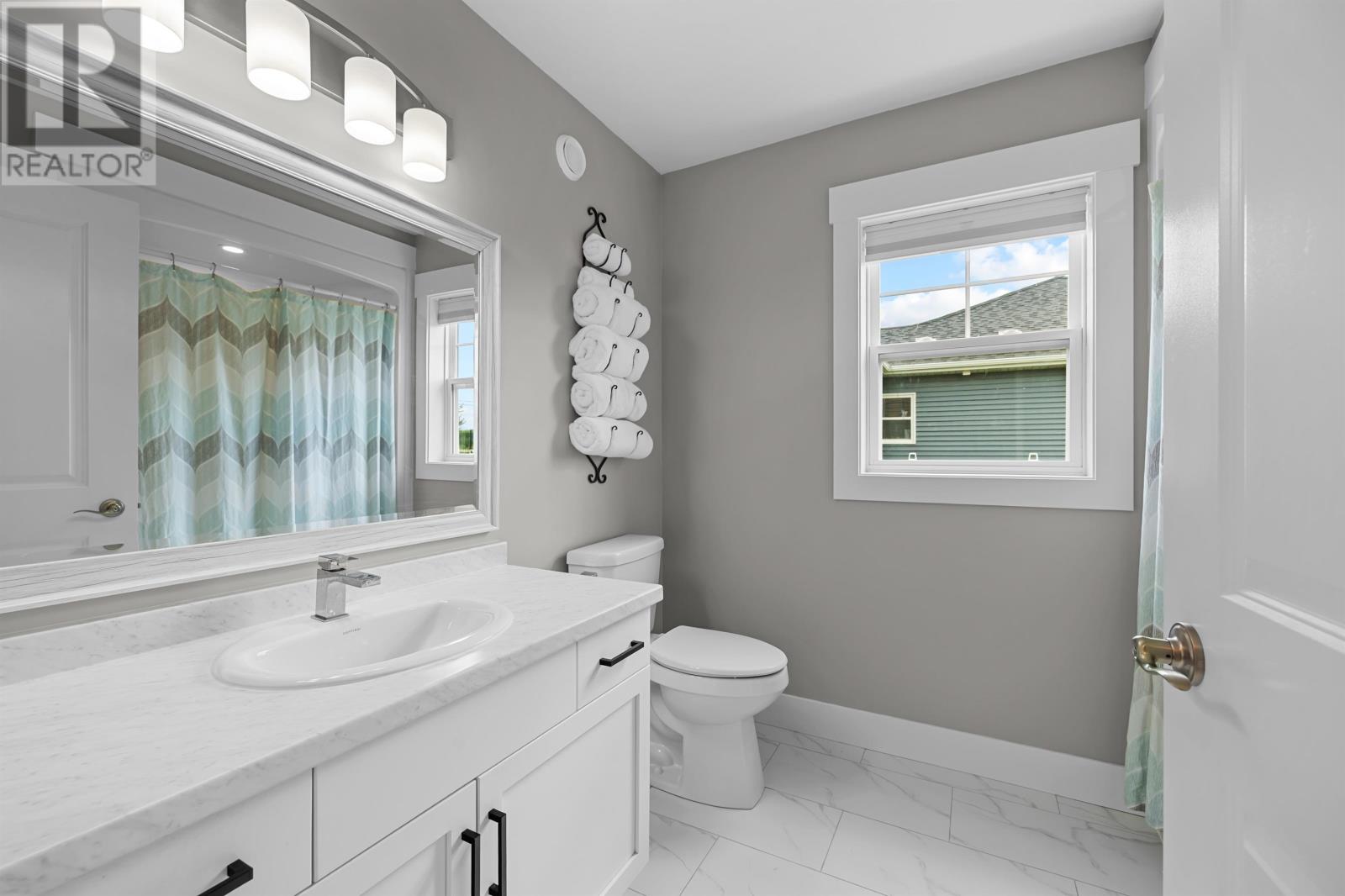 31 Lantern Crescent Property Photo 31