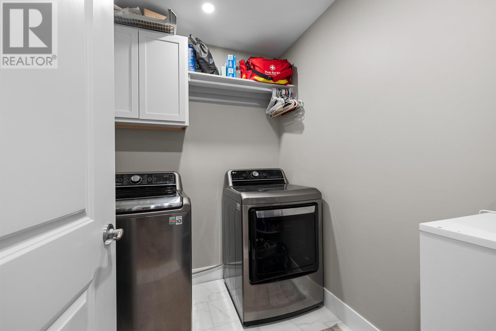 31 Lantern Crescent Property Photo 43