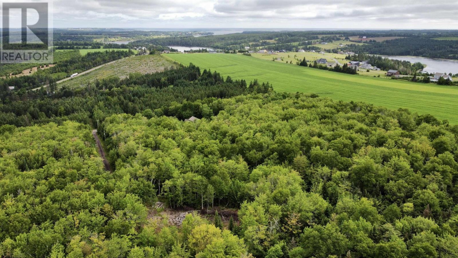 0 Mapleridge Estates Property Photo 14