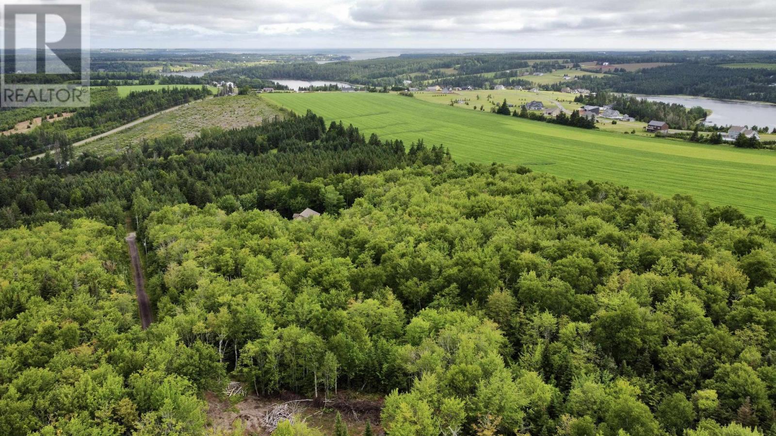 0 Mapleridge Estates Property Photo 16