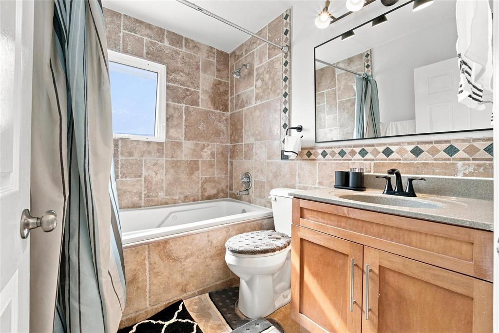 601 Avila Avenue Property Photo 23