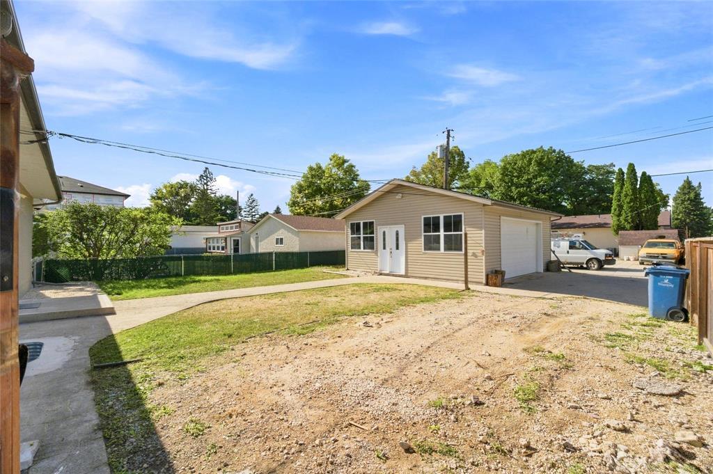 601 Avila Avenue Property Photo 44