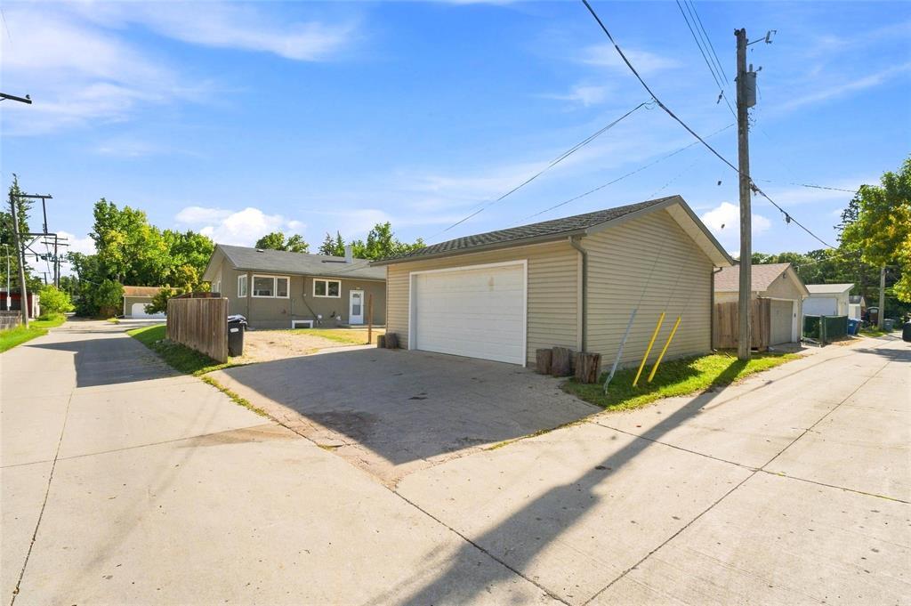 601 Avila Avenue Property Photo 45