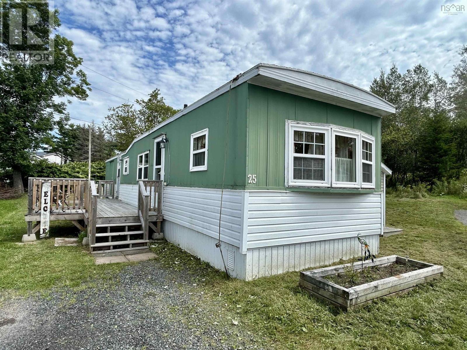 25 King Street Property Photo 1