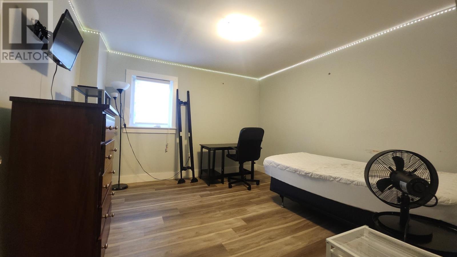 Euston Street Property Photo 7