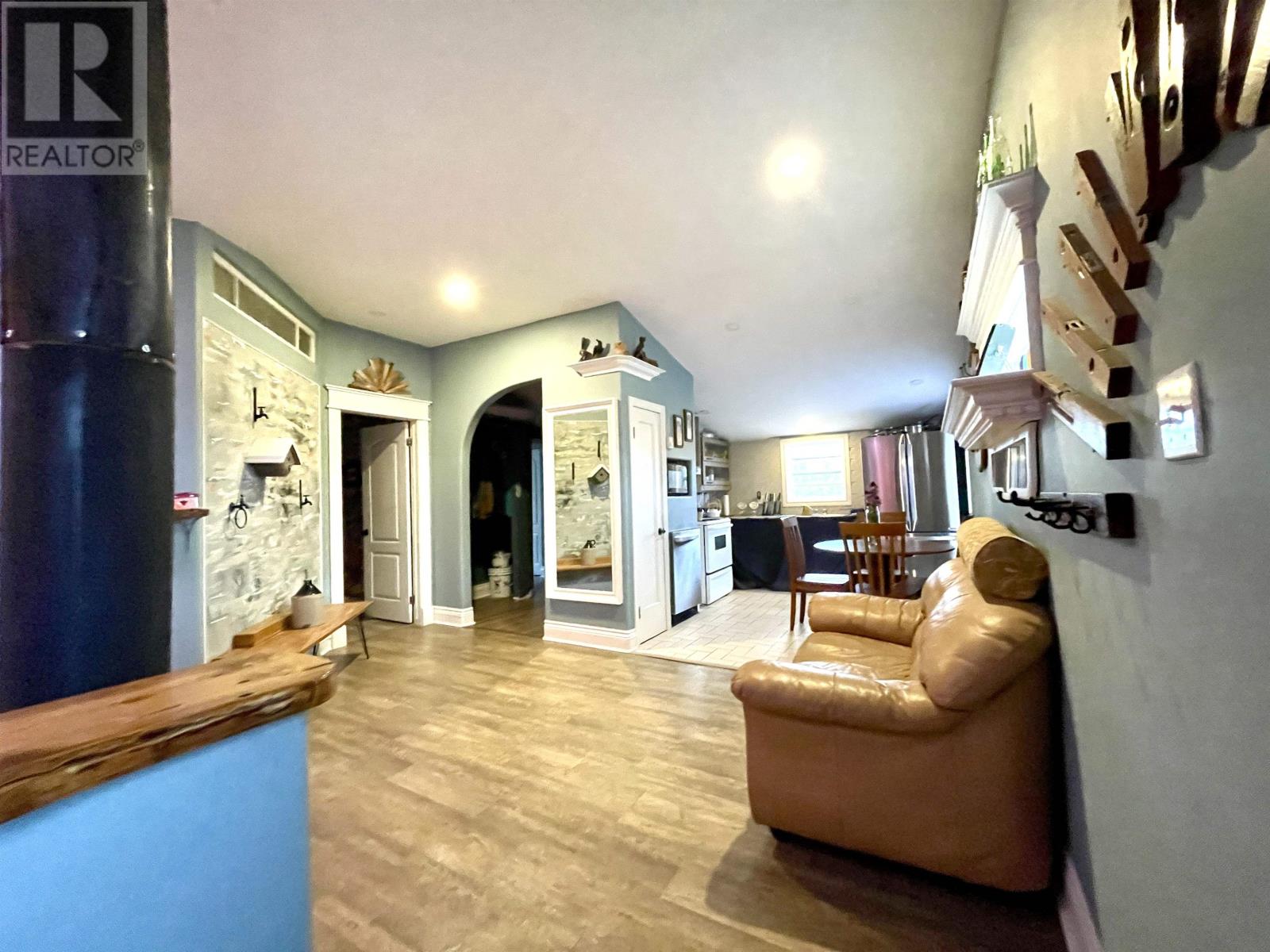 32756 Route 2 Property Photo 7