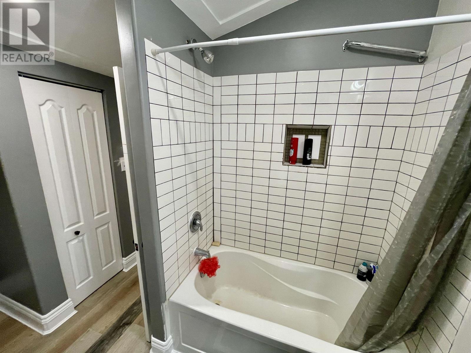32756 Route 2 Property Photo 17