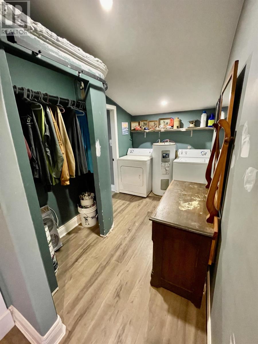 32756 Route 2 Property Photo 22