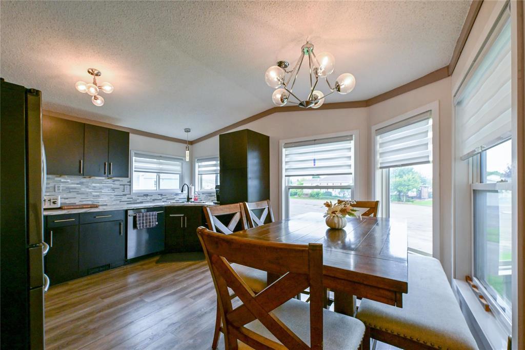 22 Sandpiper Bay Property Photo 3