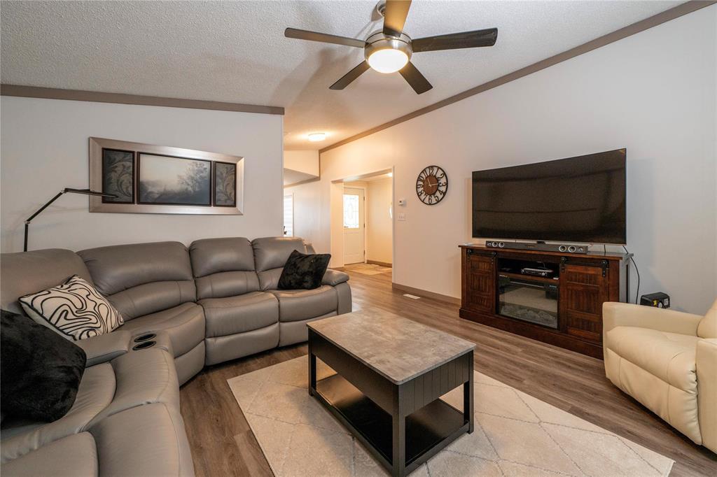 22 Sandpiper Bay Property Photo 8