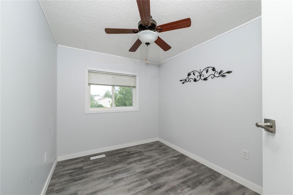 22 Sandpiper Bay Property Photo 11