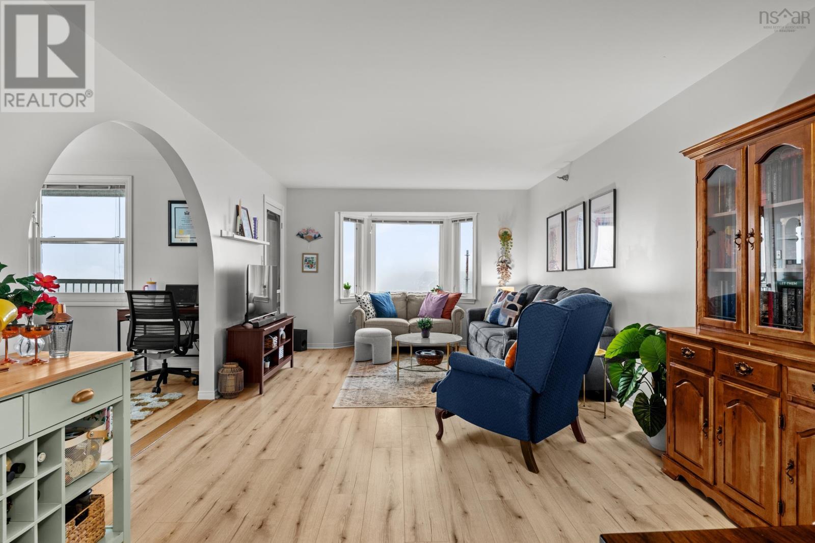 409 93 Kearney Lake Road Property Photo 10