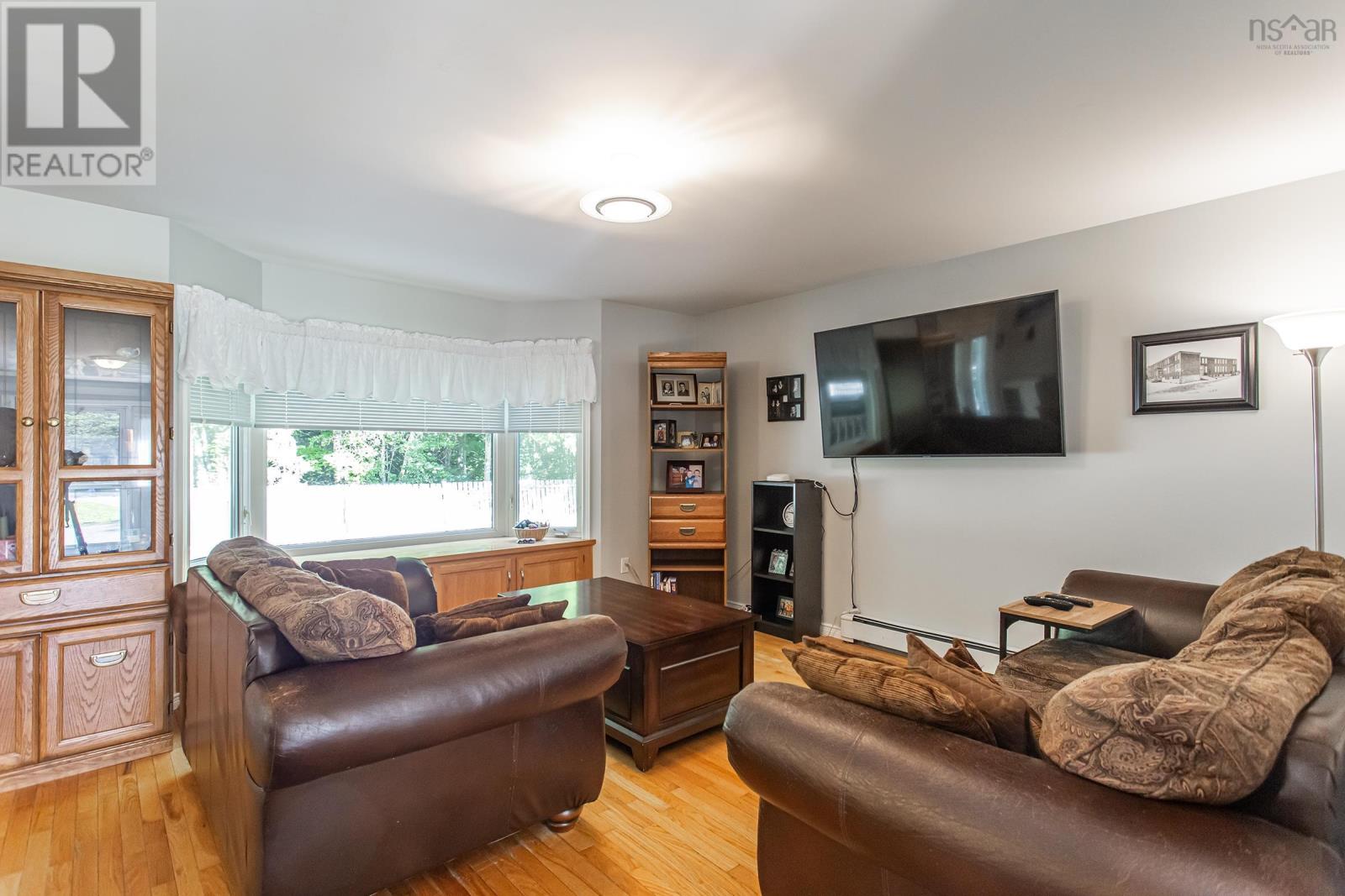 27 Pinecrest Drive Property Photo 16